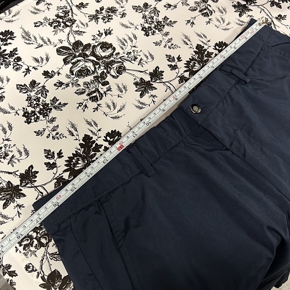 Greg Norman golf shorts | navy blue | size 34 - Picture 6 of 11